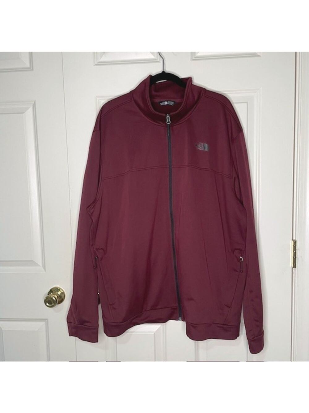 The North Face Burgundy Full-Zip Fleece Jacket Men's XL Soft Warm Outdoor Layer